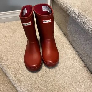 Kids red hunter boot, size 12